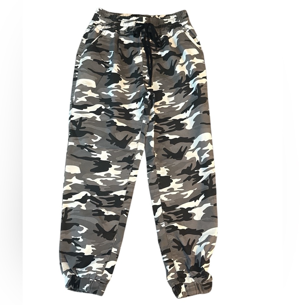 VIP Camo Jogger y2K Pants for juniors size 9 gray black white utility